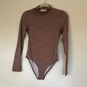 Gaze Brown Cheetah/Leopard Print Mock Neck Long Sleeve Bodysuit NWOT